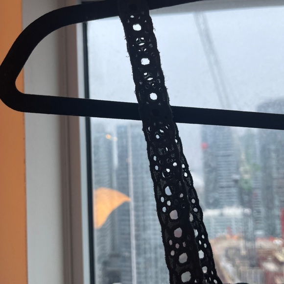 Urban Outfitters Truvy Eyelet Cropped Tank Top - Picture 4 of 6